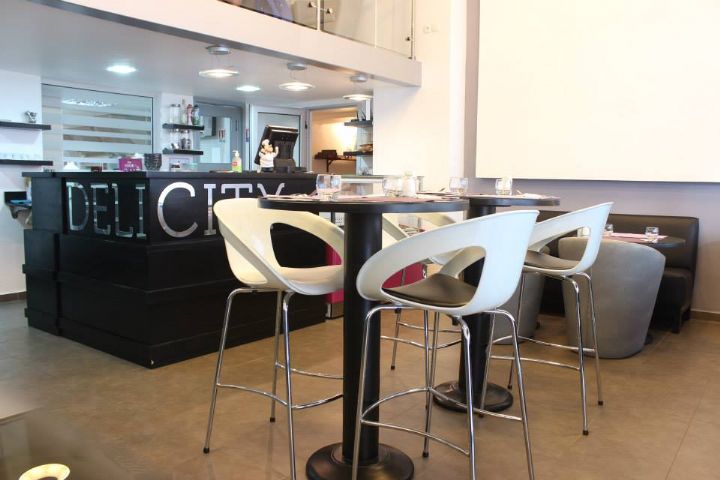 Avec un menu varié et riche en saveurs du monde, Deli’City s’ouvre aux détenteurs de la carte Visa prépayée Abidjan.net